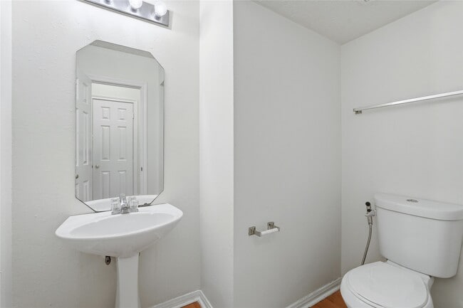Building Photo - 14203 Torrey Forest Dr