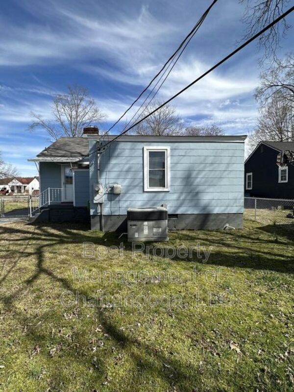 Building Photo - 505 Carden Ave