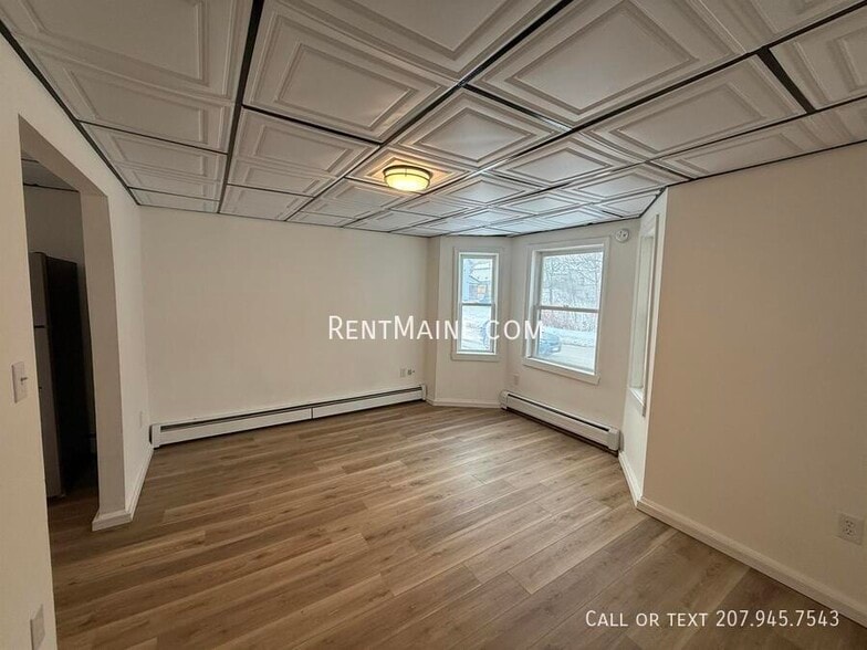 Building Photo - 152-154 Third St. Apt.