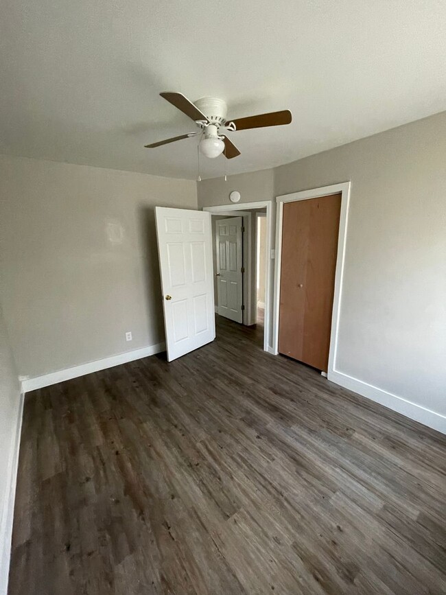 Building Photo - Home for rent!