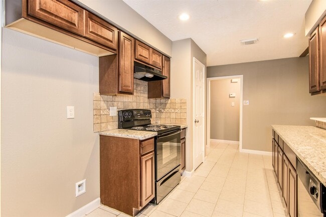 Building Photo - 4327 Lucian Ln