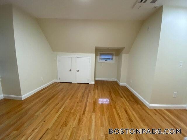 Building Photo - 12 Harris St