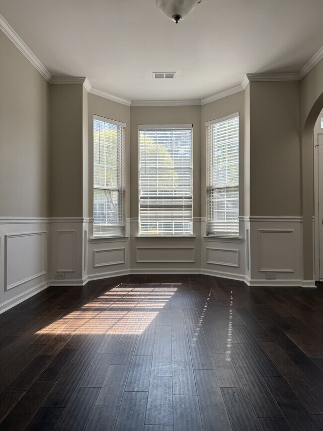 Building Photo - 417 Holland Springs Dr NW