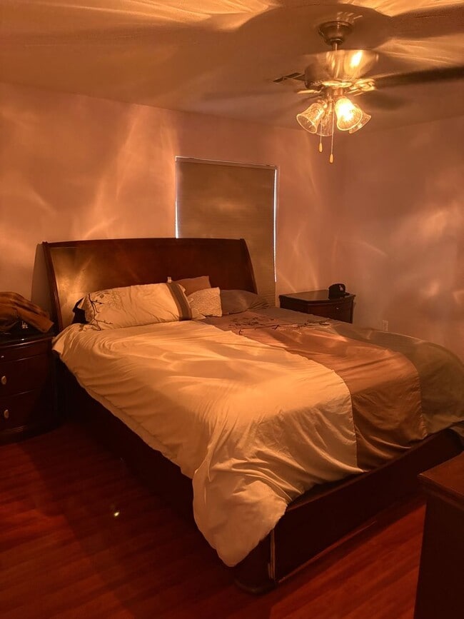 Building Photo - Cozy & Inviting