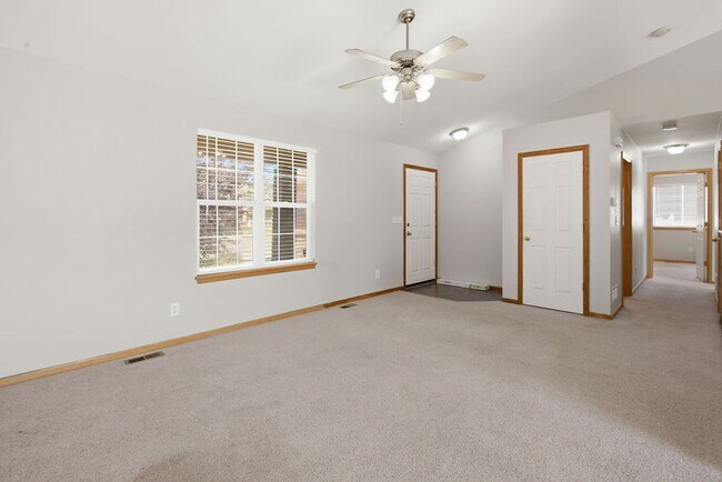 Building Photo - AVAILABLE NOW –   3 BD, 2 BA, 2 Car Garage - Pet Friendly | Wellington, CO