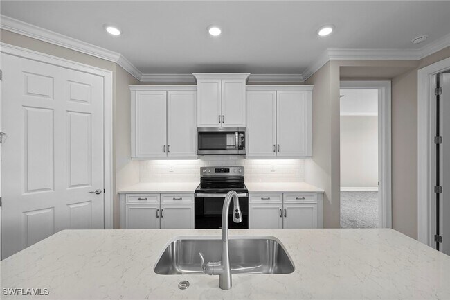 Building Photo - 502 Kamari Cv