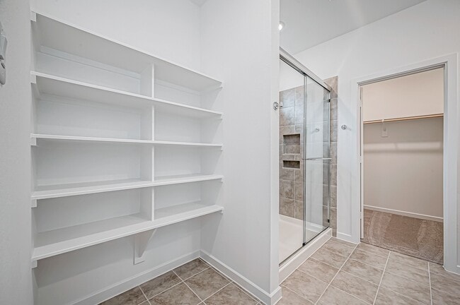 Building Photo - 9746 Pettus Crk Dr
