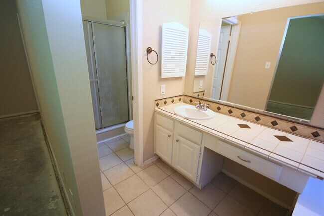 Building Photo - 22511 Braken Manor Ln