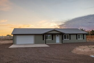 Building Photo - 298 Halli Jo Loop