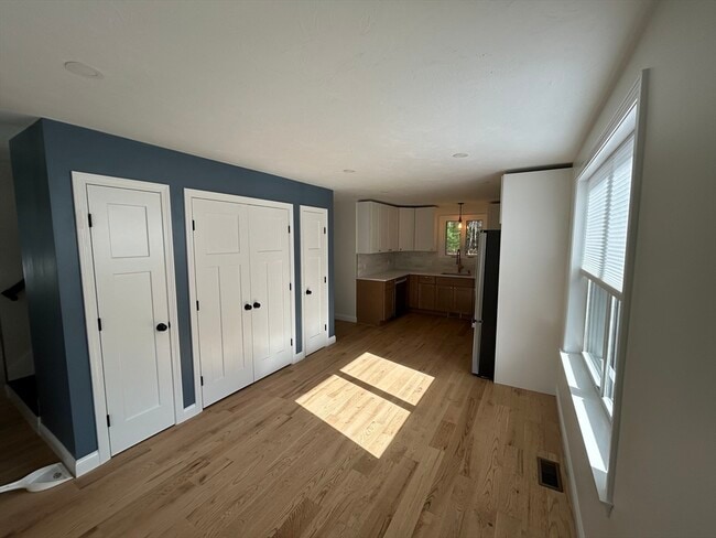 Building Photo - 189 Greenwood St