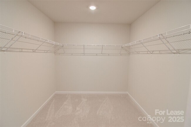 Building Photo - 261 Abersham Dr