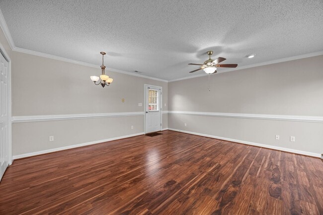 Building Photo - Two bedroom in Coats, NC!