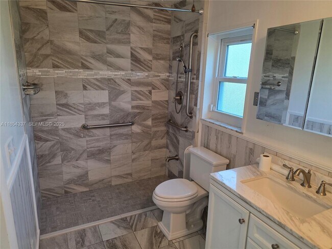 Building Photo - 4321 Kirby Loop Rd