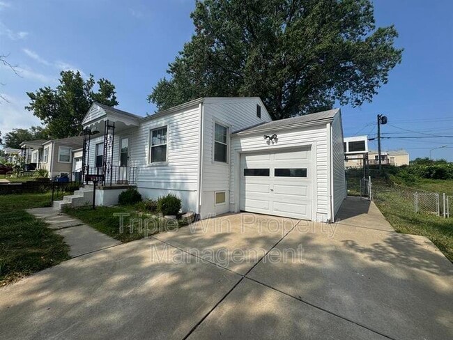 Building Photo - 3155 O Hare Dr