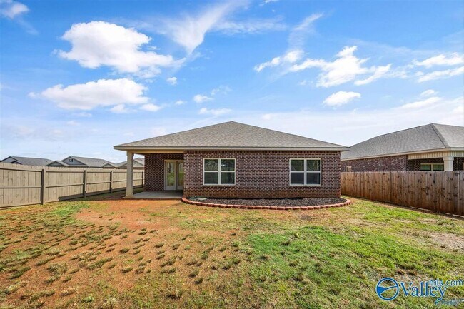 Building Photo - 13348 Golden Hay Cir