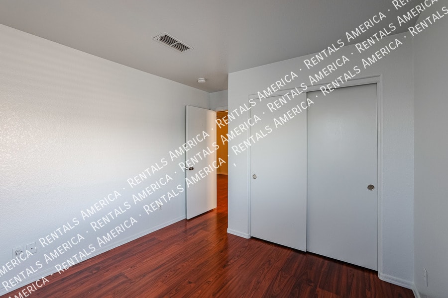 Building Photo - 20412 N 32nd Pl