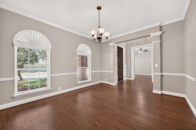 Building Photo - 16411 Canyon Chase Dr