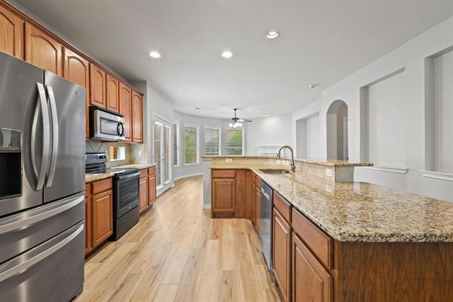 Building Photo - 689 Bonham Dr