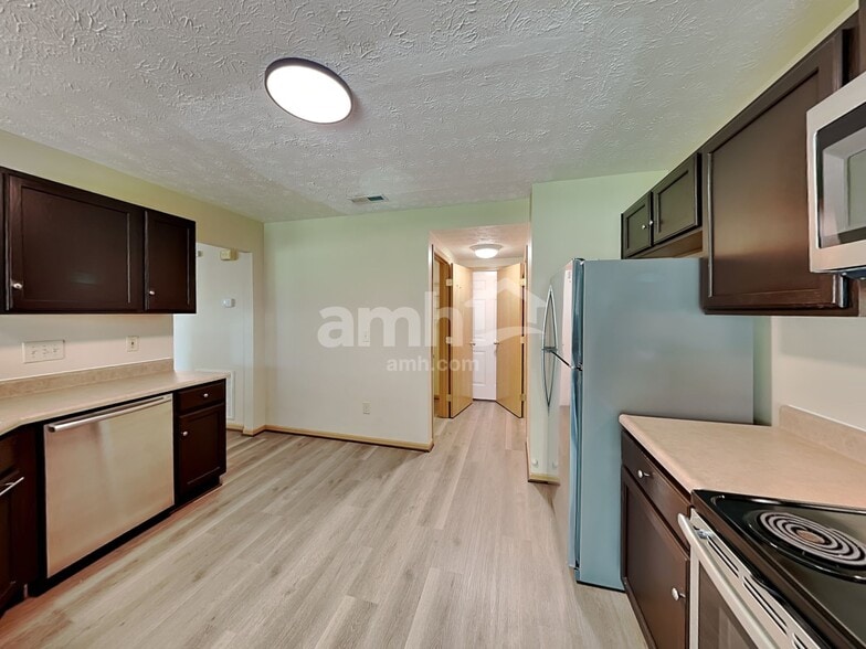 Building Photo - 7474 Heaton Cir