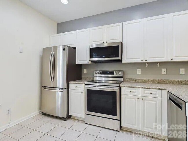 Building Photo - 11457 Dixie Glen Dr