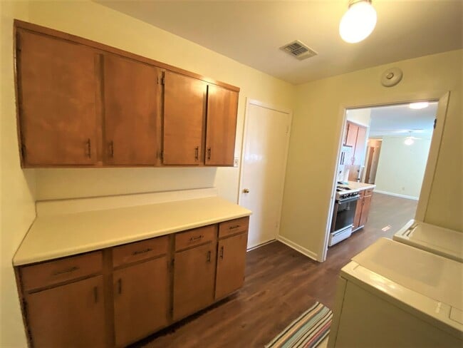 Building Photo - Updated 3 bedroom Bossier City, LA home for lease