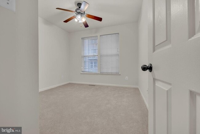 Building Photo - 8222 Morris Pl