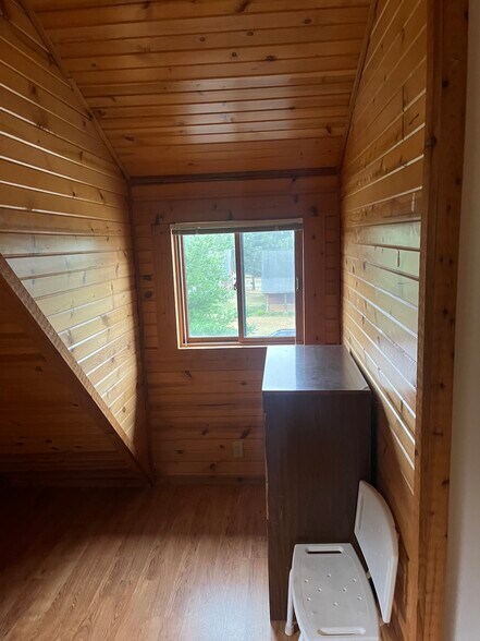 Building Photo - 615 Sandy Beach Ct