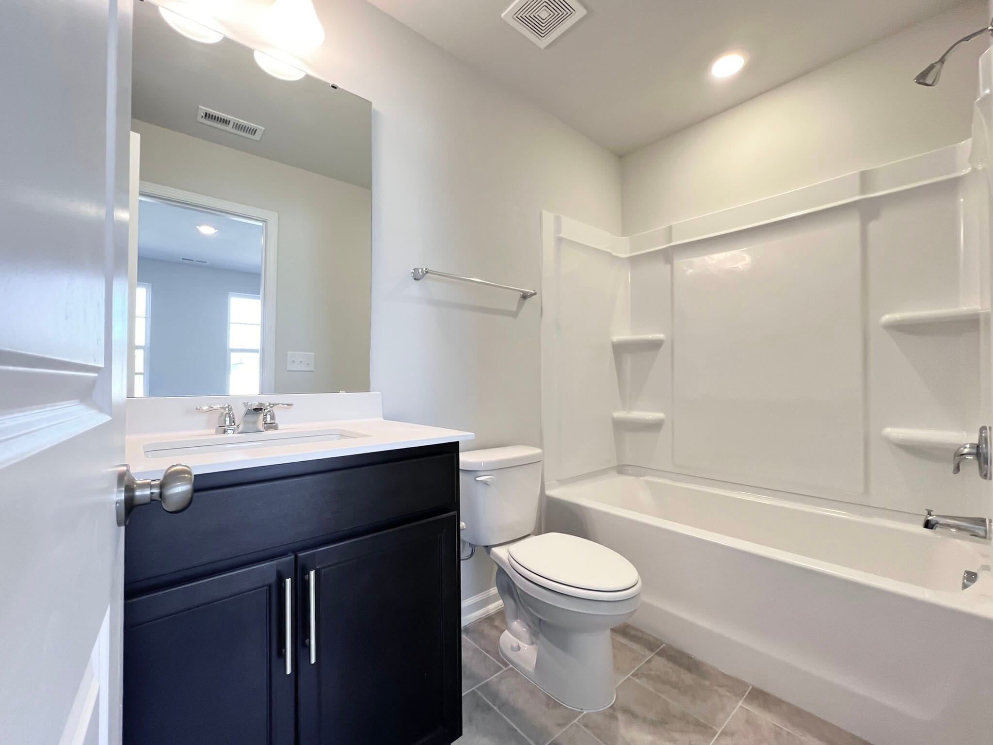 Building Photo - 1988 Rosedale Ridge Ave