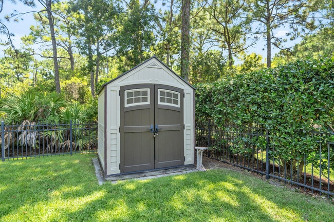 Building Photo - 257 Leaning Pines Loop