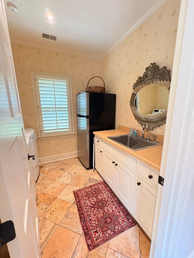 Building Photo - One Of Kind Home In Hedgemore Acres Subdivision! Gated! Landscaping Included! Over 5,000 Sq Ft! M...