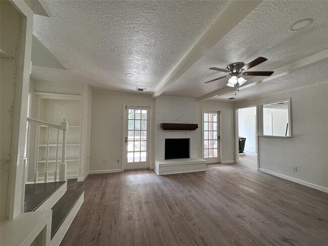 Building Photo - 7703 Braesridge Ct