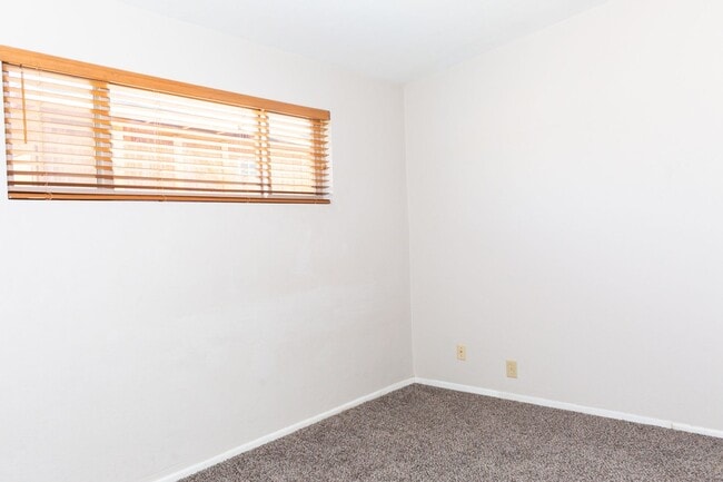 Building Photo - Scottsdale Rental Listing