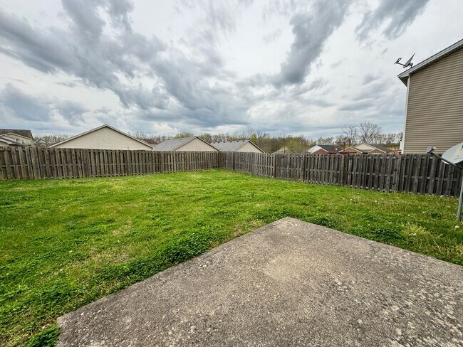 Building Photo - Beautiful 4 Bedroom in Kearney Ridge