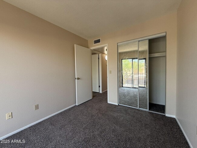 Building Photo - 16510 E Palisades Blvd