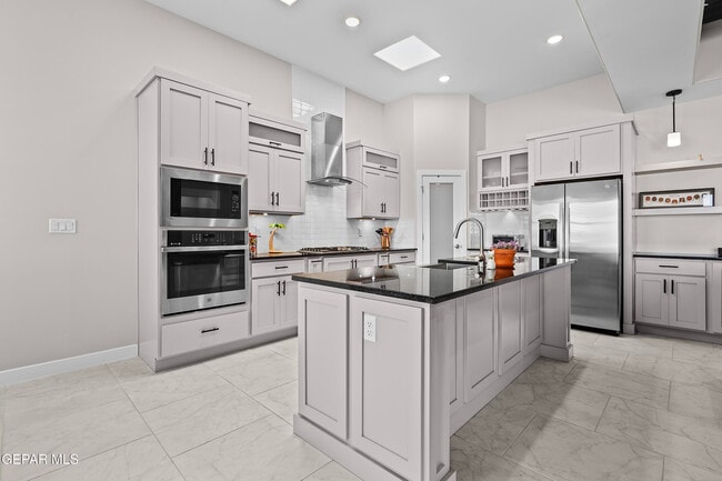 Building Photo - 2332 Mike Price Dr