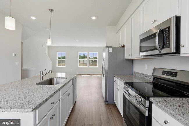 Building Photo - 131 Kinkade Ct