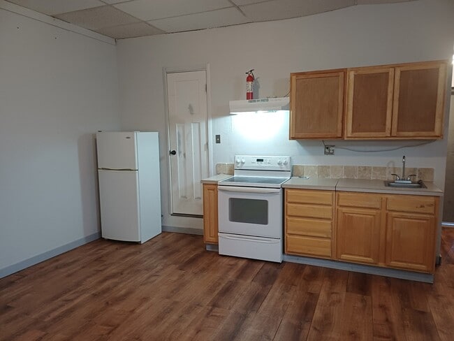 Building Photo - 5321 W Emerald St