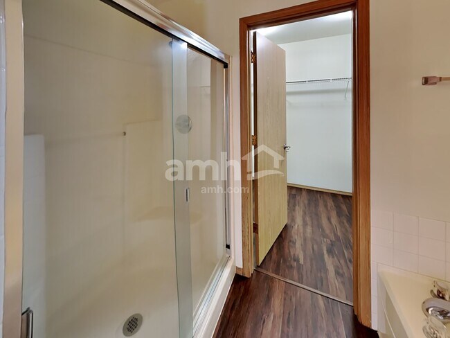 Building Photo - 10509 192nd Street Ct E