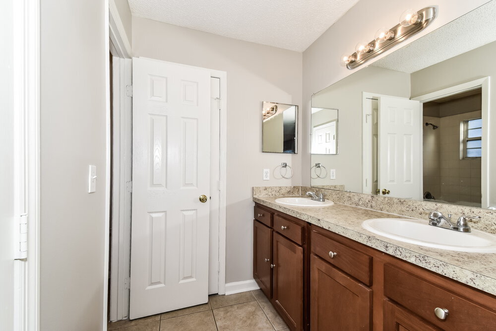 Building Photo - 1243 Windy Willows Dr