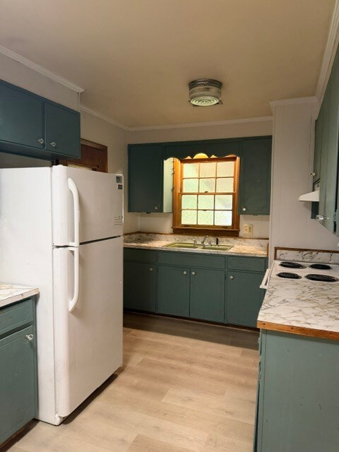 Building Photo - 513 Thunderbird Dr