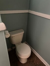 Building Photo - 704 N Almond St