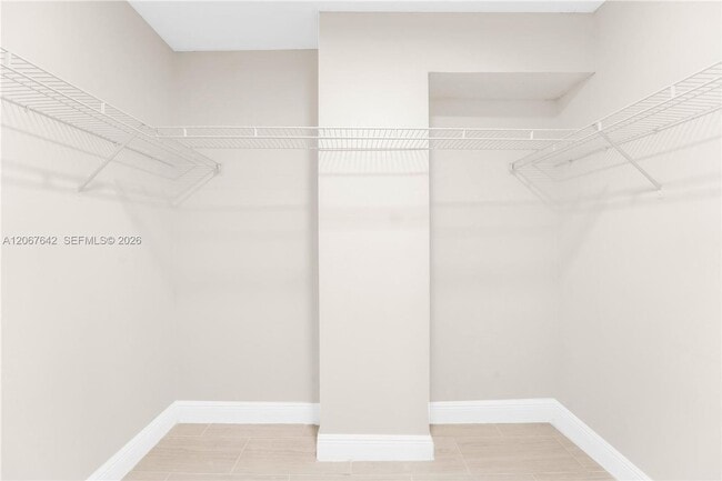 Building Photo - 290 174th St