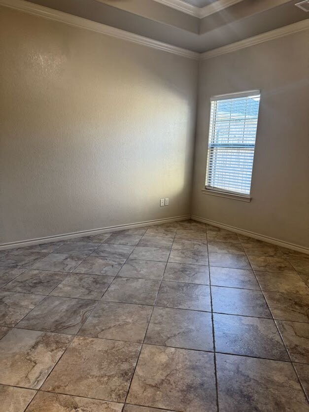 Building Photo - Welcome Home to Summit Crossing