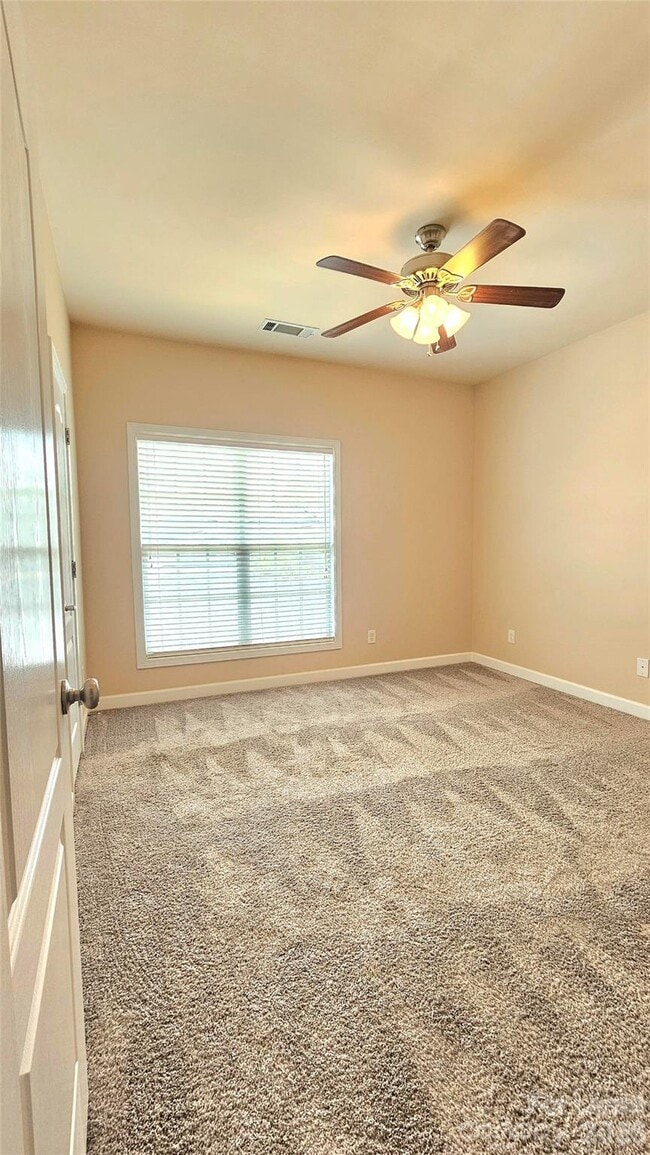 Building Photo - 1067 Writers Way