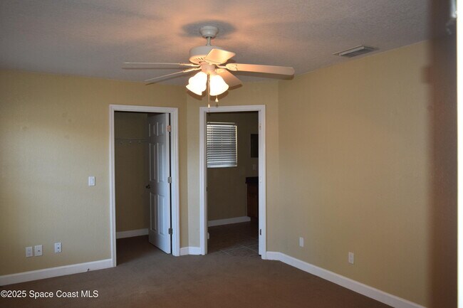 Building Photo - 719 Samuel Chase Ln