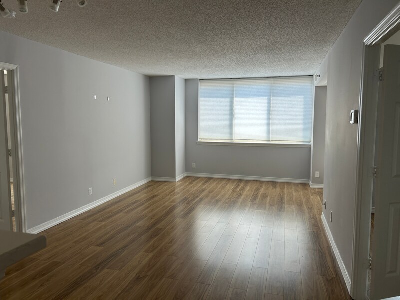 Building Photo - 5809 Nicholson Ln