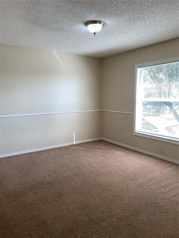 Building Photo - 12685 Enclave Dr