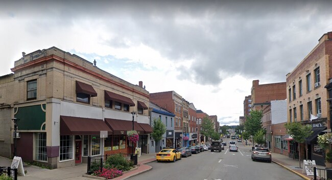 Primary Photo - 328 High St