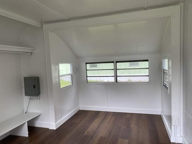 Building Photo - 925 Ponce De Leon Blvd