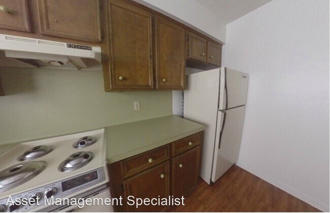 Building Photo - 1224 N LBJ Dr
